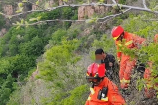 Bộ Ngoại giao xác nhận 11 người Việt thiệt mạng trong vụ tai nạn xe ở Trung Quốc