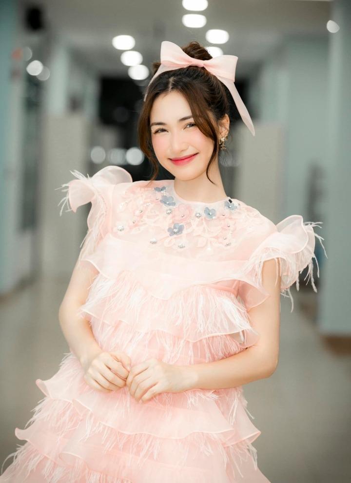 Hòa Minzy chi hơn 200 triệu đồng mừng sinh nhật theo cách không giống ai-2