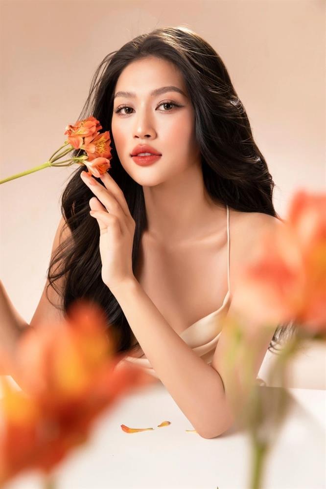 Hoa hậu Thiên Ân: Nhan sắc thăng hạng, nghi vấn hẹn hò nam diễn viên-5