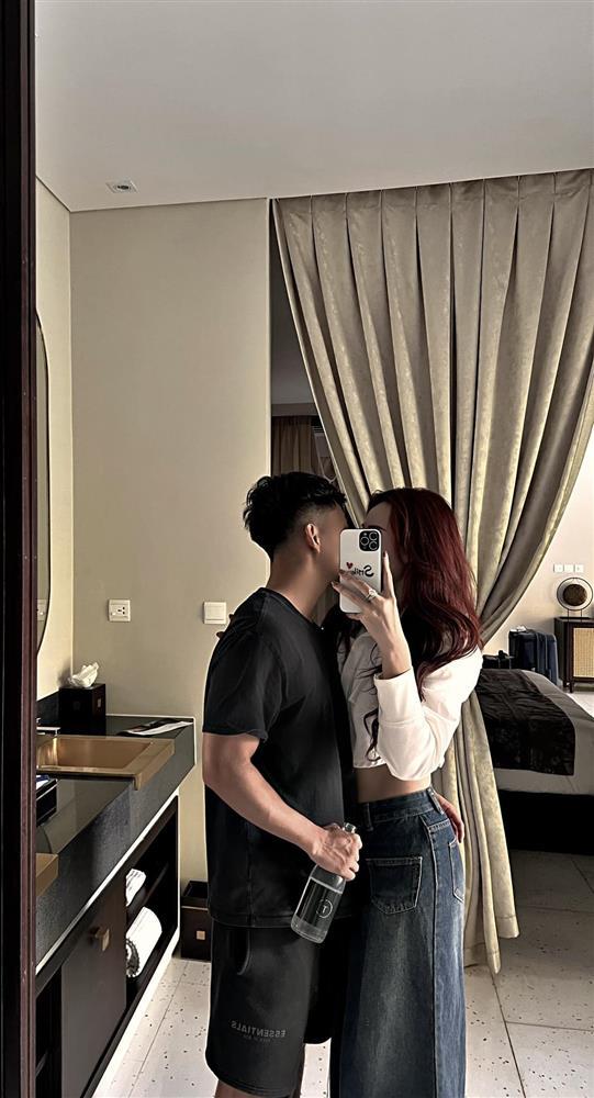 Bạn gái mới của cầu thủ Văn Thanh trông xinh đẹp, nóng bỏng-1