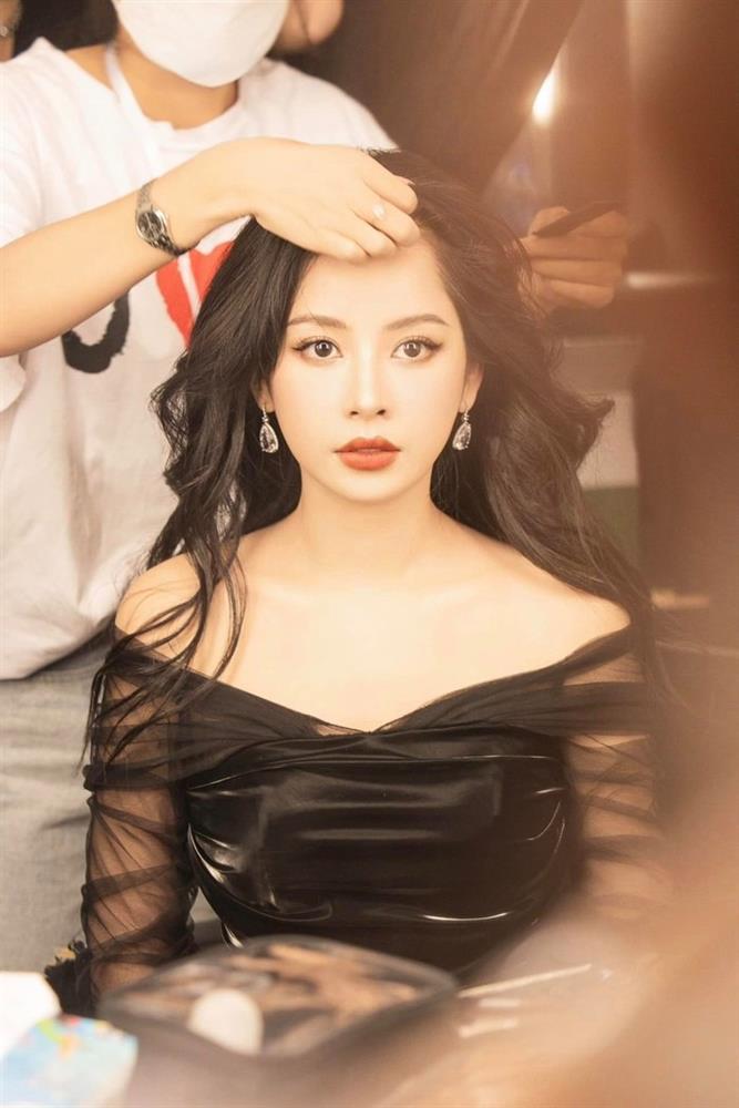 Chi Pu lãi gì khi tham gia show Đạp gió?-8