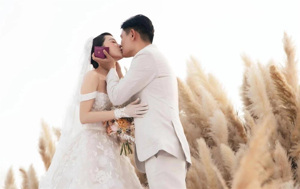 Lý Nhã Kỳ đại gia bất động sản sở hữu 400 tỷ, hot girl này cũng không kém cạnh-8