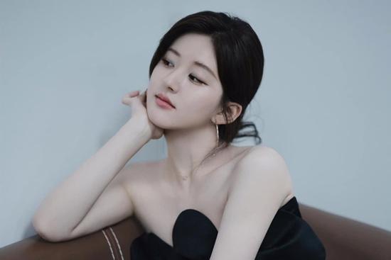 Nữ hoàng phim rác mới