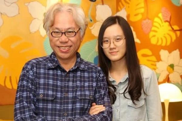 Phản ứng vợ trẻ kém 39 tuổi khi bị tố làm giả di chúc của Lý Khôn Thành-5