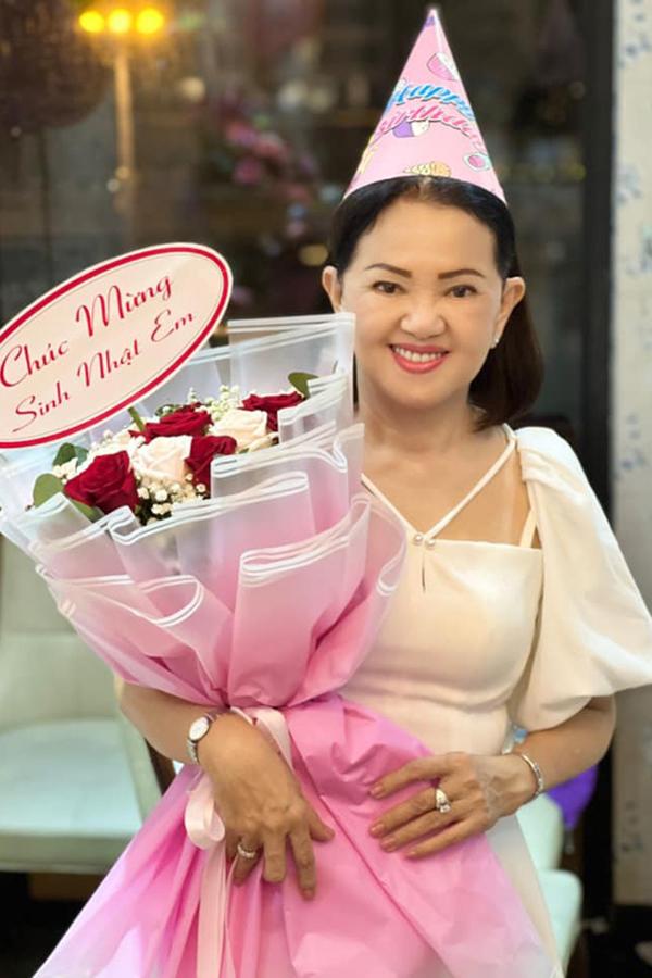 Mẹ ruột Hoa khôi Tây Đô Đinh Ngọc Diệp: U70 vẫn là Bạch Tuyết trong mắt con gái-2