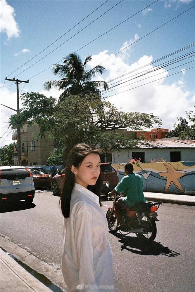 Con gái Vương Phi khoe ngoại hình thay đổi ở tuổi 17-1