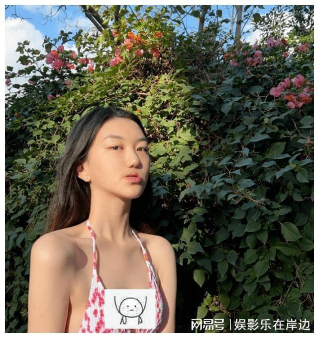 Con gái Vương Phi khoe ngoại hình thay đổi ở tuổi 17-2