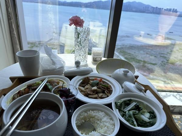 Cô dâu Việt lấy chồng Trung Quốc: Chi nửa tỷ đồng sinh con an toàn-4