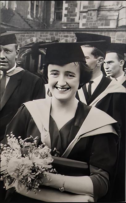 Cuộc đời đoản mệnh của giáo sư thay đổi nhận thức con người về vũ trụ-1