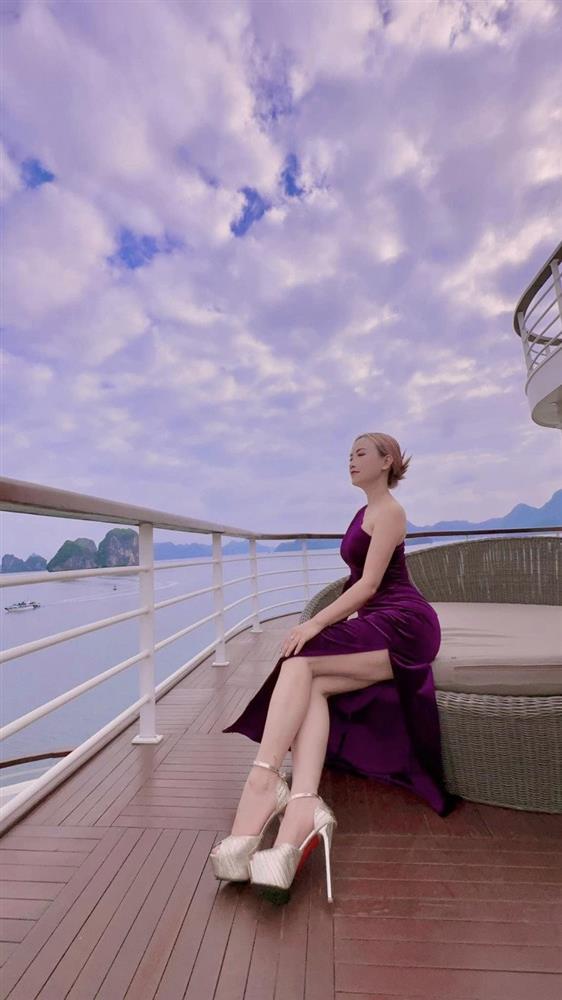 Cô Xuyến 4 đời chồng vẫn muốn đi bước nữa, U50 mặc trẻ như bạn của con-13