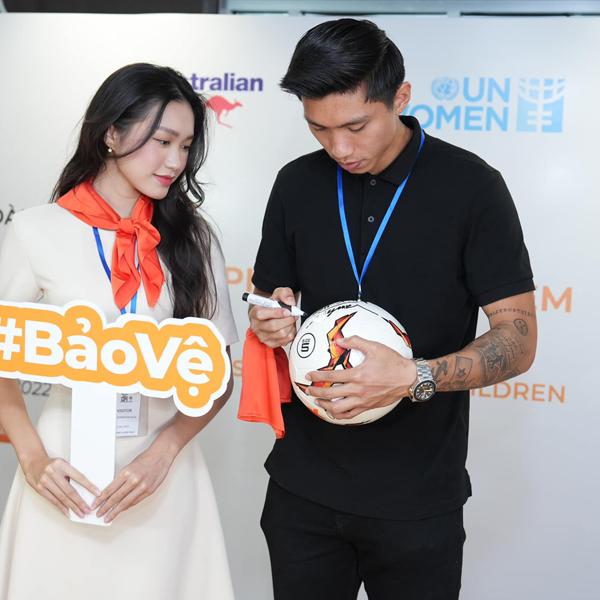 Văn Hậu - Hải My sau 3 năm hẹn hò: Chàng mua Porsche 5 tỷ, nàng độc lập kinh tế-5