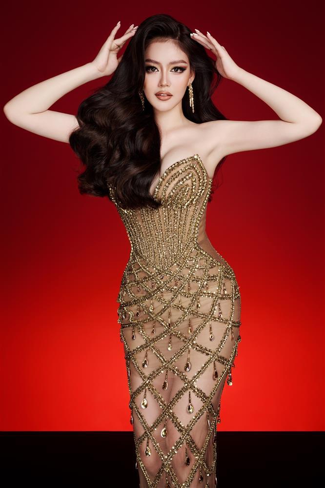Đặng Thanh Ngân tự nhận là Hoa hậu Siêu quốc gia Việt Nam-3
