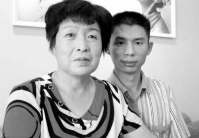 Người mẹ đi bộ 10km mỗi ngày trong 7 tháng để cứu con trai giờ ra sao?-3