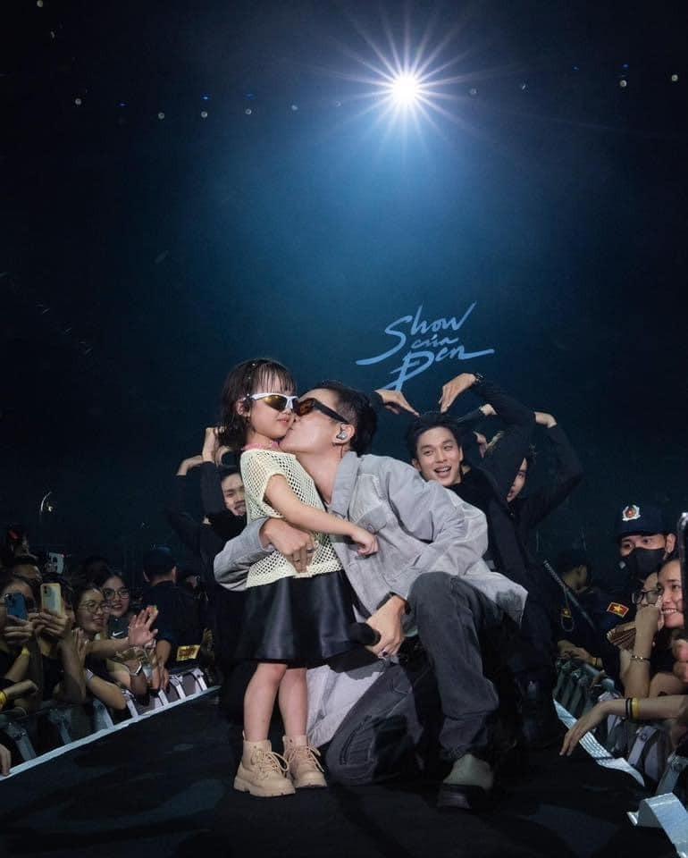 Hot girl Tây Hồ 4 tuổi hot MXH có mẹ là nữ thần học đường-2