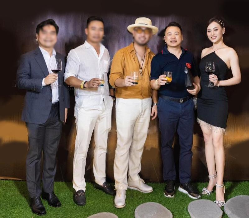 Dự tiệc cùng Shark Bình, Phương Oanh được khen ra dáng phu nhân chủ tịch-1