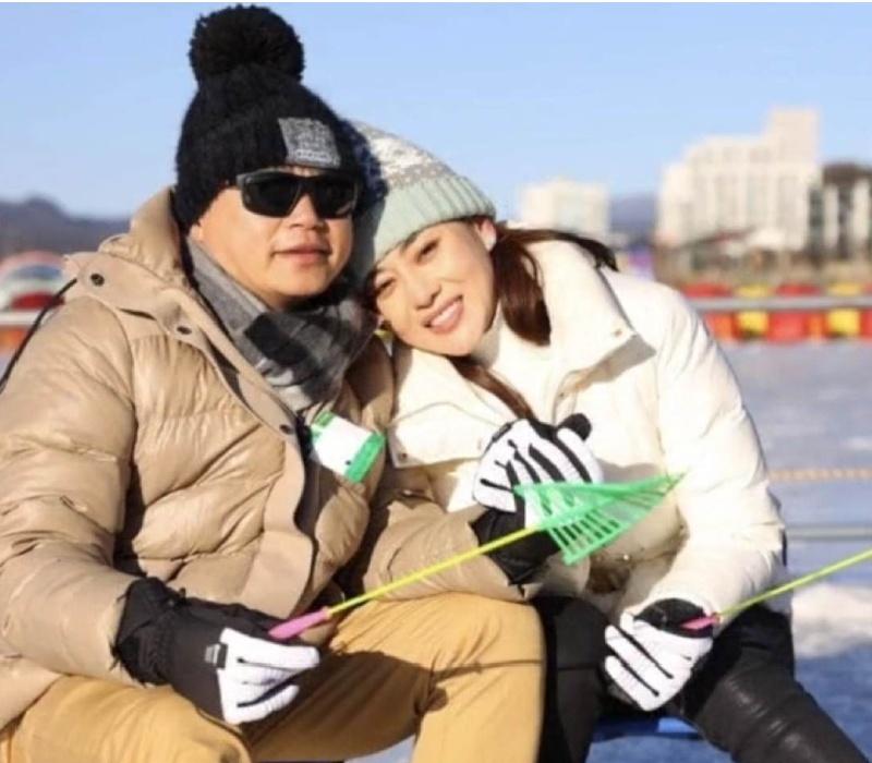 Dự tiệc cùng Shark Bình, Phương Oanh được khen ra dáng phu nhân chủ tịch-9