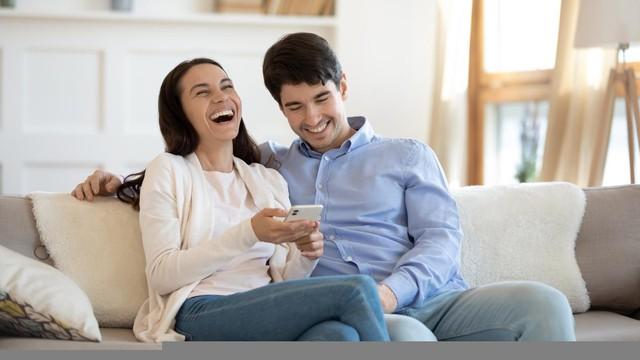 Bi hài những thói quen trong nhà tắm khiến bạn đời khó chịu-1