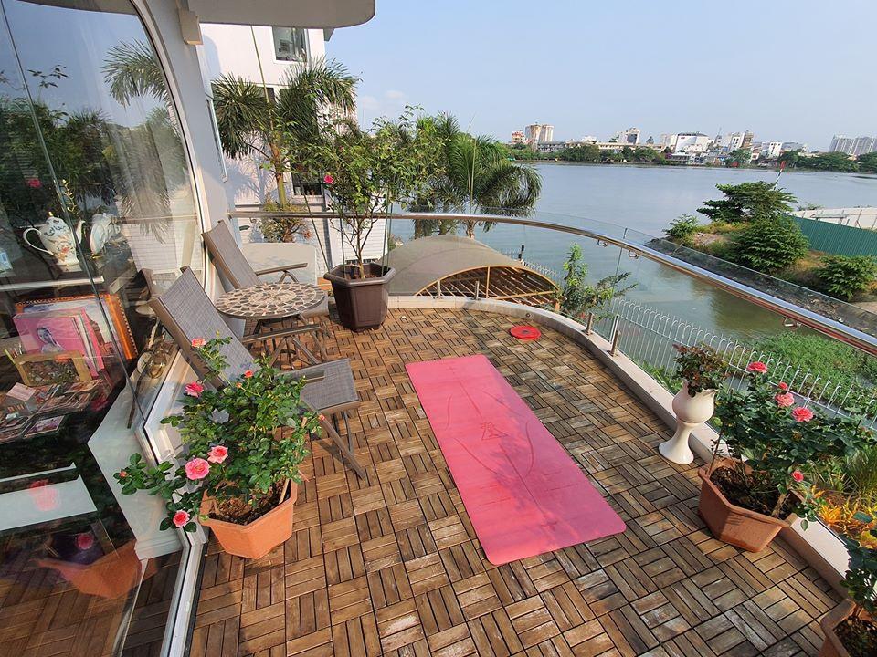 Thương yêu con riêng của chồng hết mực, 2 sao nữ xứng đáng hưởng giàu sang trong căn hộ bạc tỷ-5