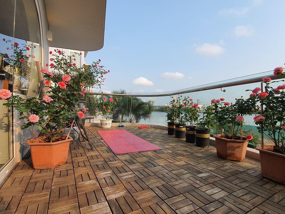 Thương yêu con riêng của chồng hết mực, 2 sao nữ xứng đáng hưởng giàu sang trong căn hộ bạc tỷ-12