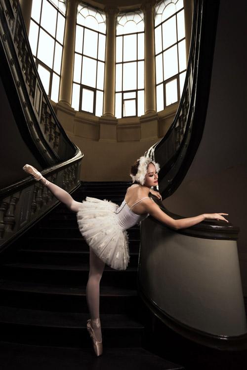 Lan Phương cao 1m6 nhưng body siêu gợi cảm, đứng bên chồng Tây 2m vẫn xứng đôi-5