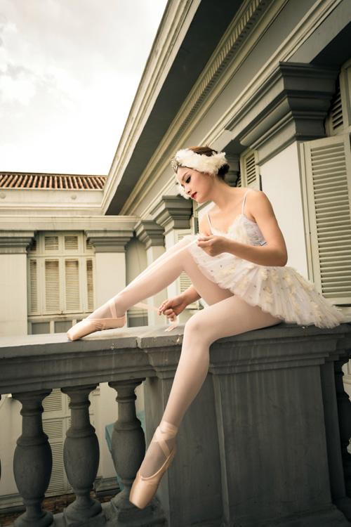 Lan Phương cao 1m6 nhưng body siêu gợi cảm, đứng bên chồng Tây 2m vẫn xứng đôi-7