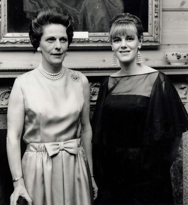 Sự thật ít biết về Hoàng hậu Camilla-2