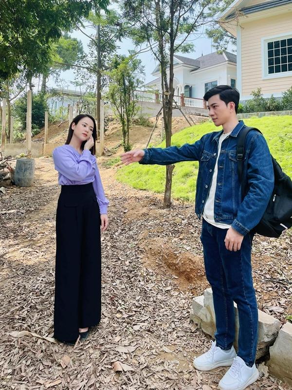 Diễn viên phim mới lên sóng VTV mặc áo rét quay dưới trời 40 độ-6