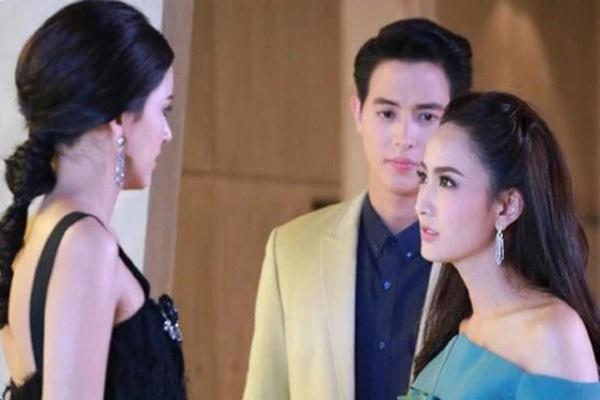 Cô dâu chú rể vui vẻ chịu trận bôi bẩn trước đám cưới-7