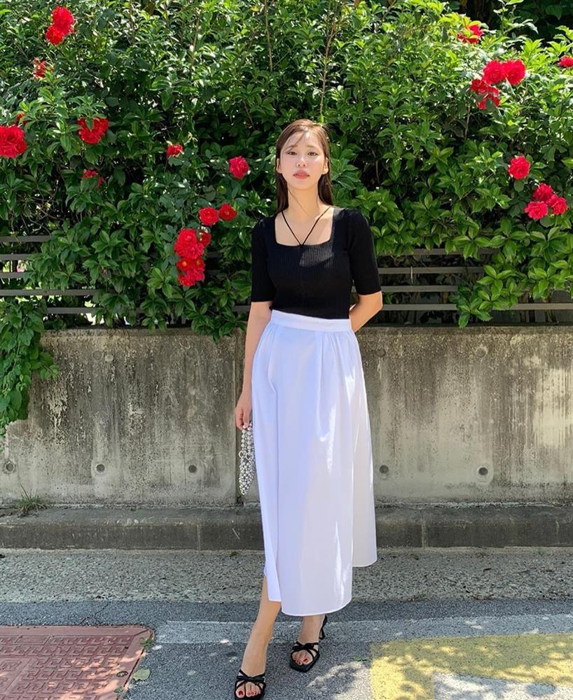 4 kiểu chân váy dài đáng sắm hơn chân váy bút chì-7