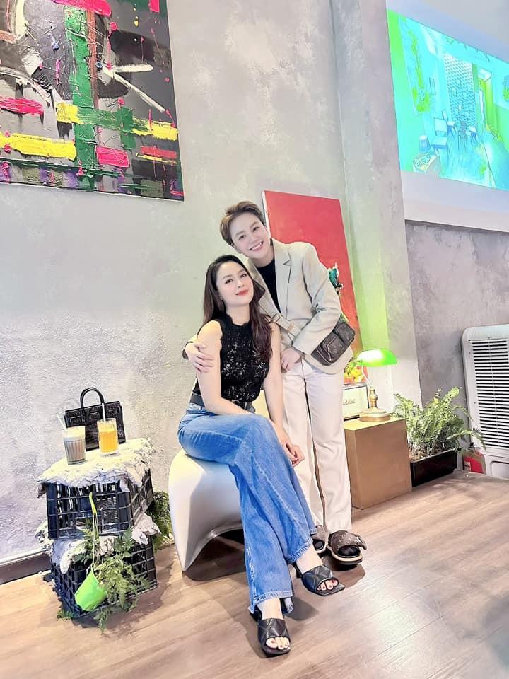 Từ cát xê 50k, Hồng Diễm giờ là nữ hoàng rating VTV vẫn dùng đồ hiệu tiết kiệm-3