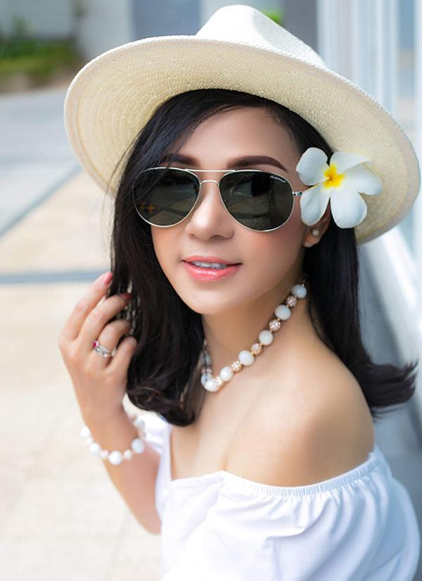 Người đẹp Tây Đô 50 tuổi nhan sắc bỏ quên thời gian nhờ giảm 22kg-8