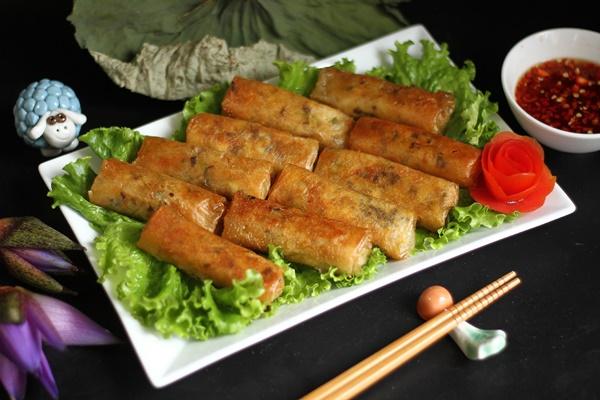 Nem rán Việt Nam được ca ngợi là món ăn nhẹ ngon nhất thế giới-1
