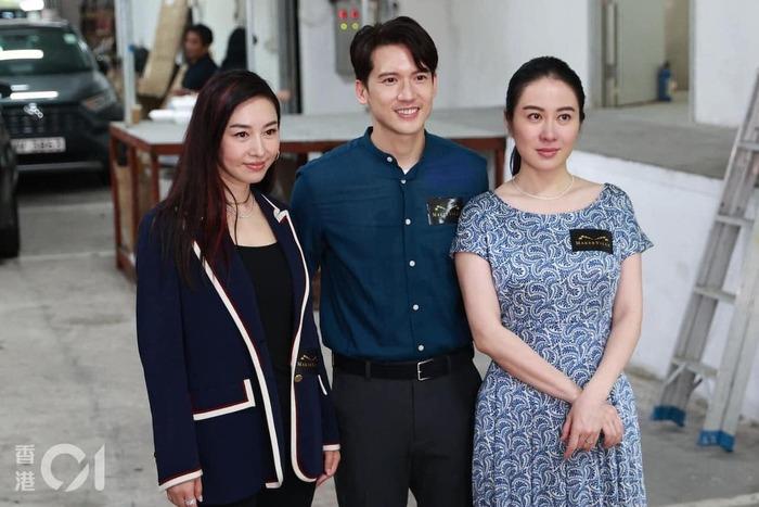 Sao nữ hơn 900 ngày không đóng phim tái xuất trẻ đẹp ở tuổi U50-4