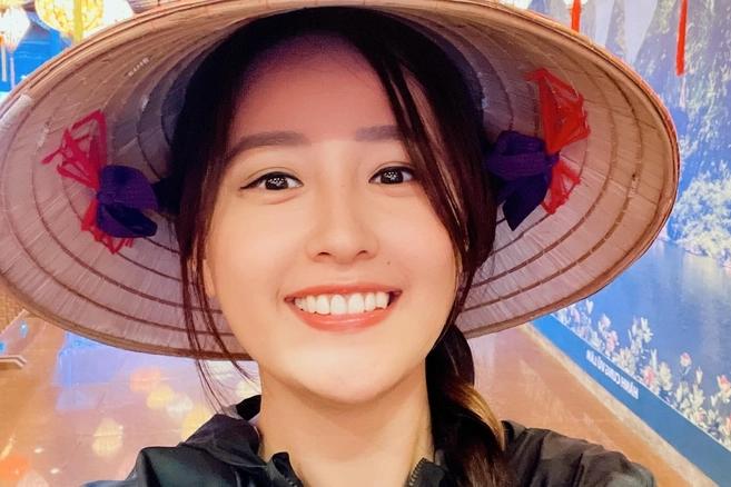 Hoa hậu Việt lấn sân đóng 1 phim duy nhất giờ ra sao?-7