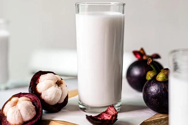 Bỏ túi ngay cách làm siro mận thơm ngon giải nhiệt mùa hè-2