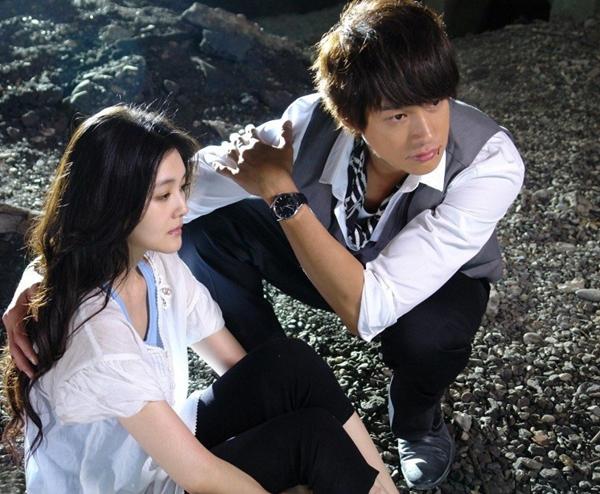 Lương Sơn Bá U50 vẫn trẻ trung bên bạn diễn nữ kém 12 tuổi-6