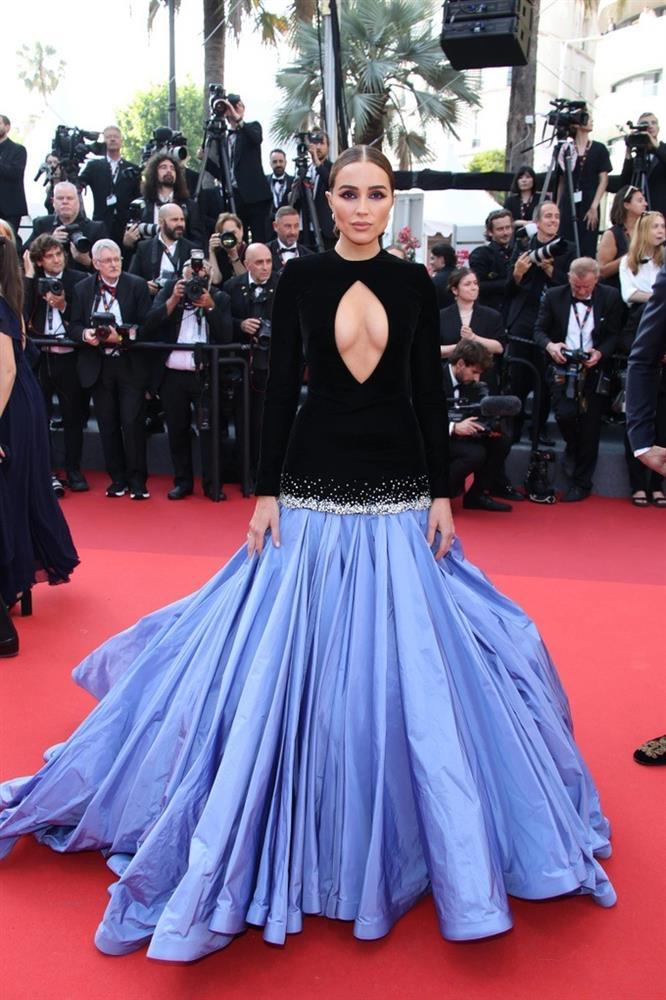 Những bộ đầm đốt mắt tại LHP Cannes-10