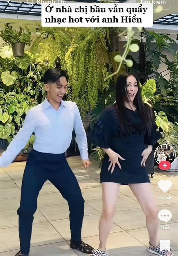 Khánh Thi U45 bầu lần 3 vượt mặt vẫn nhảy nhót trên cao gót-7