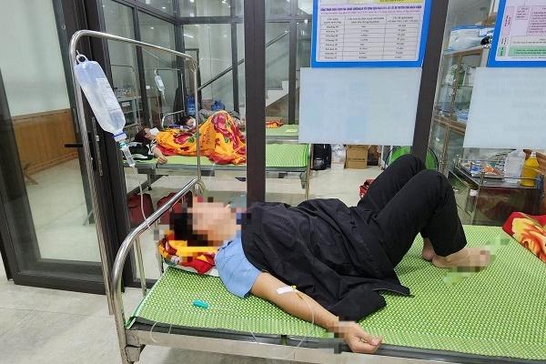 14 người nghi bị ngộ độc thực phẩm tại homestay ở Tam Đảo-2