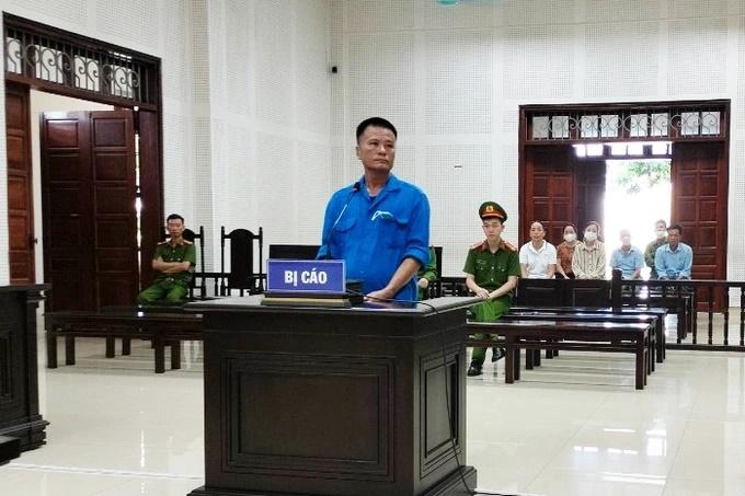 Lĩnh 8 năm tù vì nối điện vào cổng sắt nhà người tình cũ-1