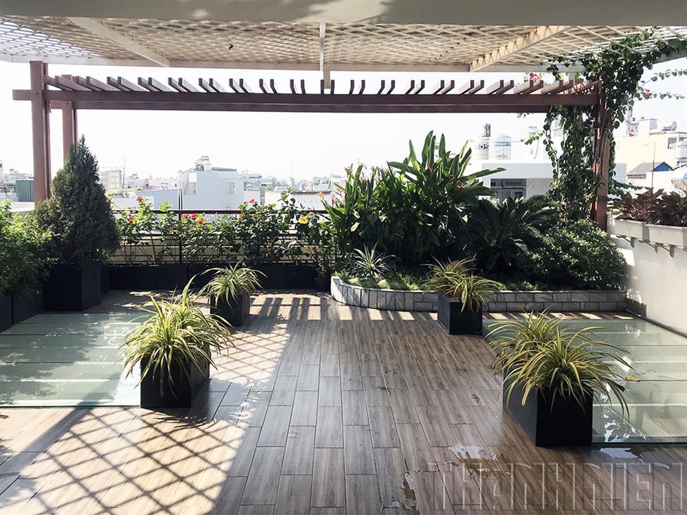 Kết hôn bạn gái kém 17 tuổi, Hồ Quang Hiếu sống trong nhà 23 tỷ đẹp như phim trường-15