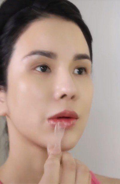 Diệp Lâm Anh làm đẹp kiểu toát mùi tiền, mỗi tối dưỡng da 13 bước-11