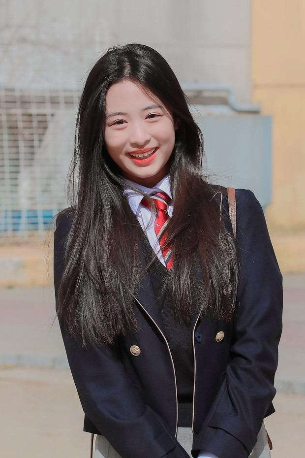 Nữ idol 16 tuổi gây tranh cãi vì lời rap nhạy cảm-2