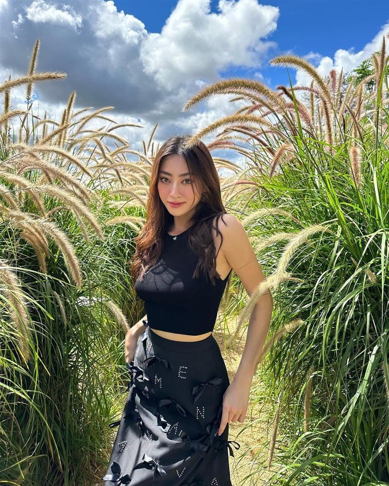 Hoa hậu, người đẹp Việt diện áo ngắn khoe eo thon-4