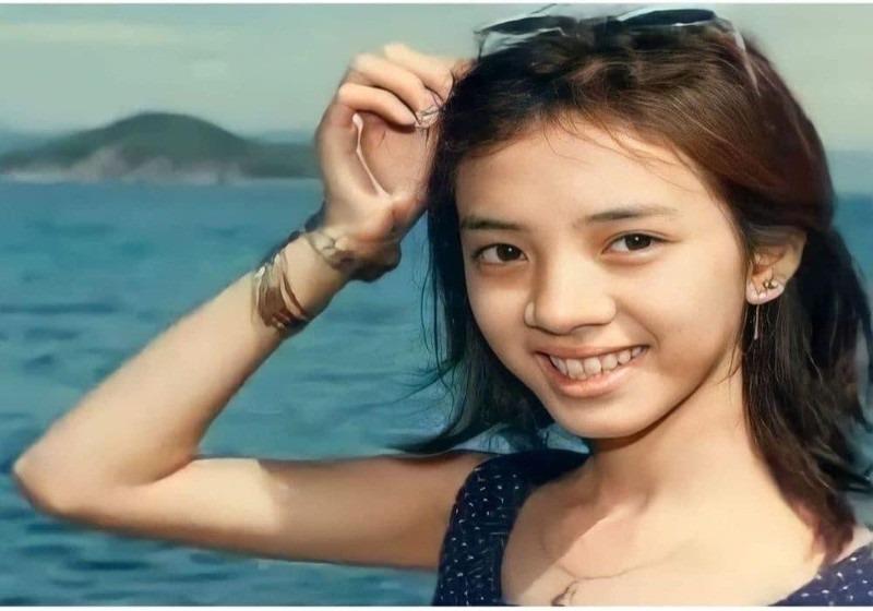 Sao Việt thời thơ ấu: Khánh Vân xinh như búp bê, Lý Nhã Kỳ điệu đà