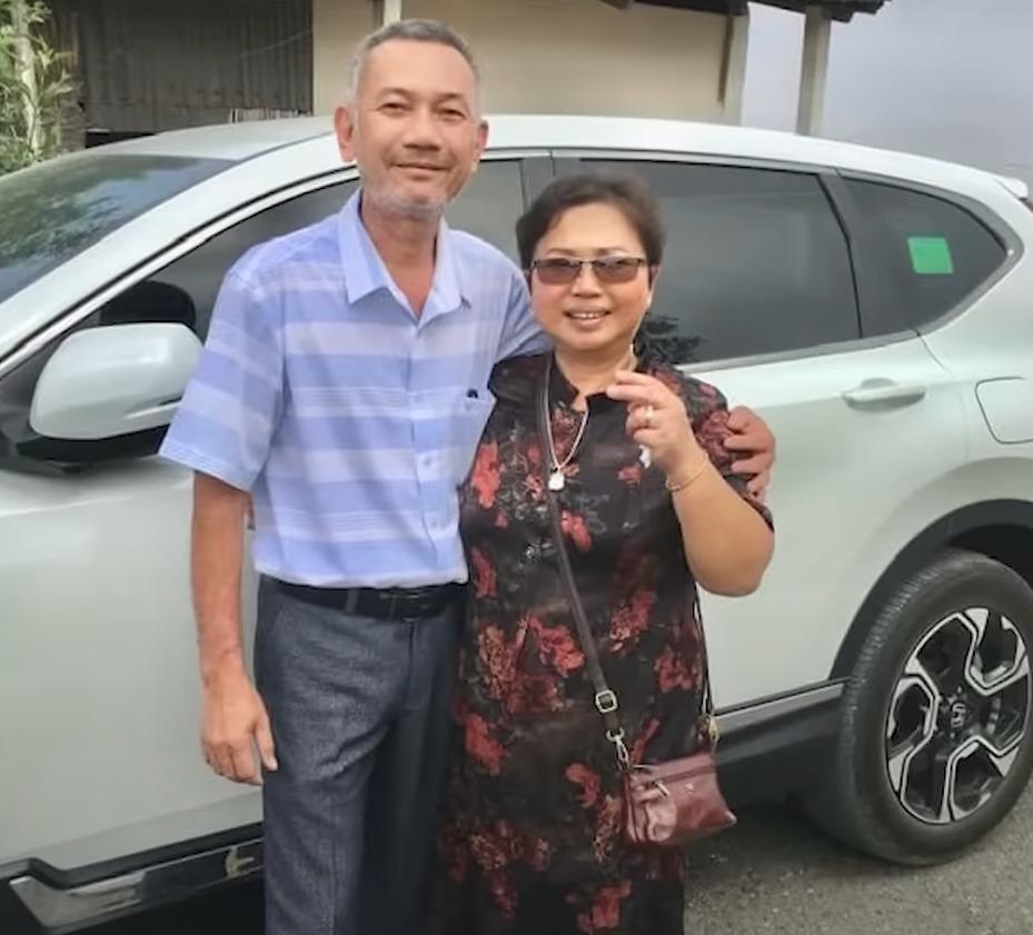 Thầy giáo sang thăm nhà học trò, không ngờ cưới được vợ đảm-2