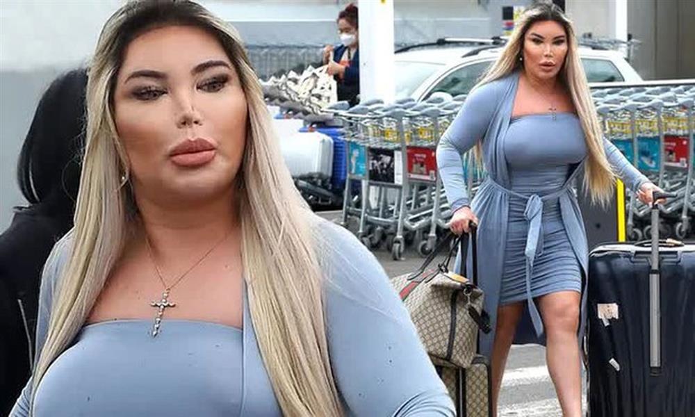 Búp bê Ken nổi tiếng một thời gây sốc khi phẫu thuật thành phụ nữ-5