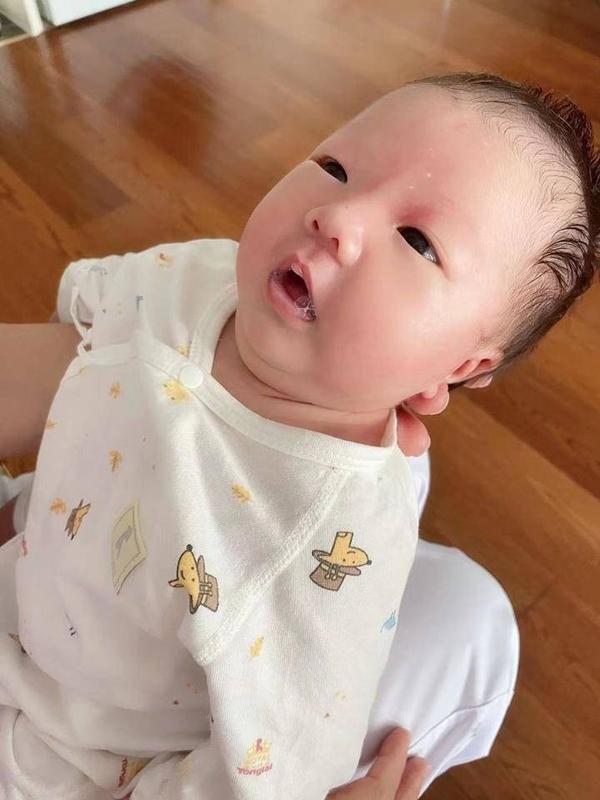 Muốn làm mâm cúng đầy tháng cho con mà mẹ chồng kêu vẽ chuyện, tốn tiền-1