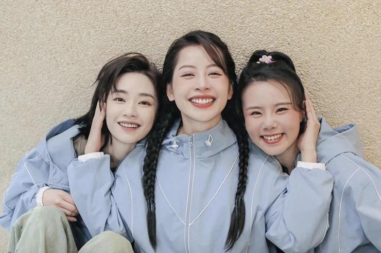 Chi Pu đột ngột cắt tóc có liên quan tới một đồng đội trong Đạp Gió 2023?-5