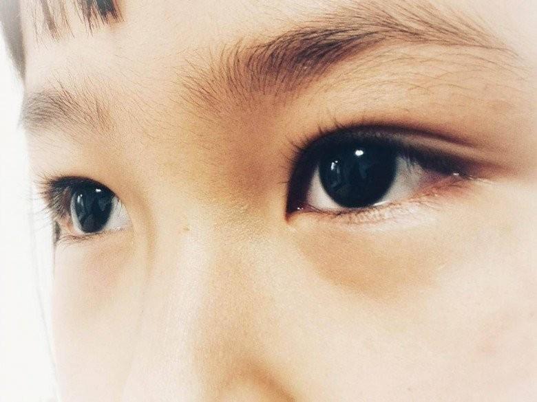 Trắc nghiệm tâm lý: Bạn nghĩ ai là người vừa khóc?-2